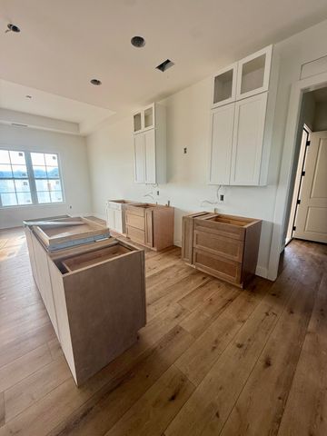 2006 West Court, Richmond, KY 40475