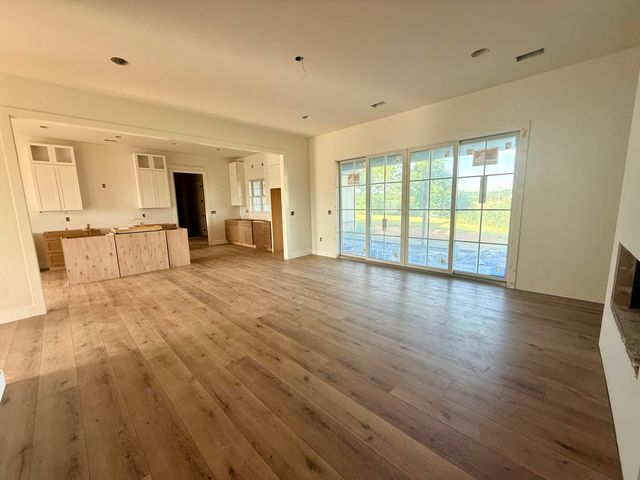 2006 West Court, Richmond, KY 40475