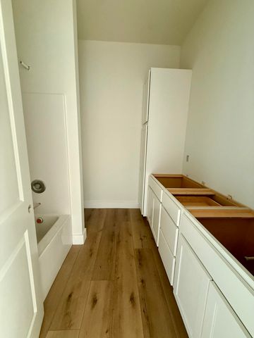 2006 West Court, Richmond, KY 40475
