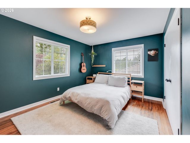 4815 Sw 38TH Pl, Portland, OR 97221