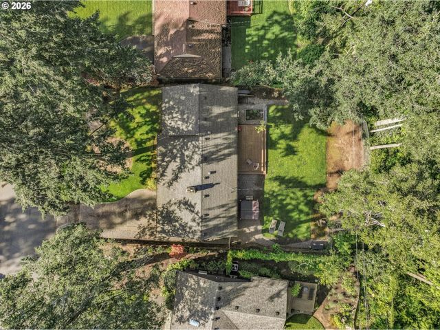 4815 Sw 38TH Pl, Portland, OR 97221