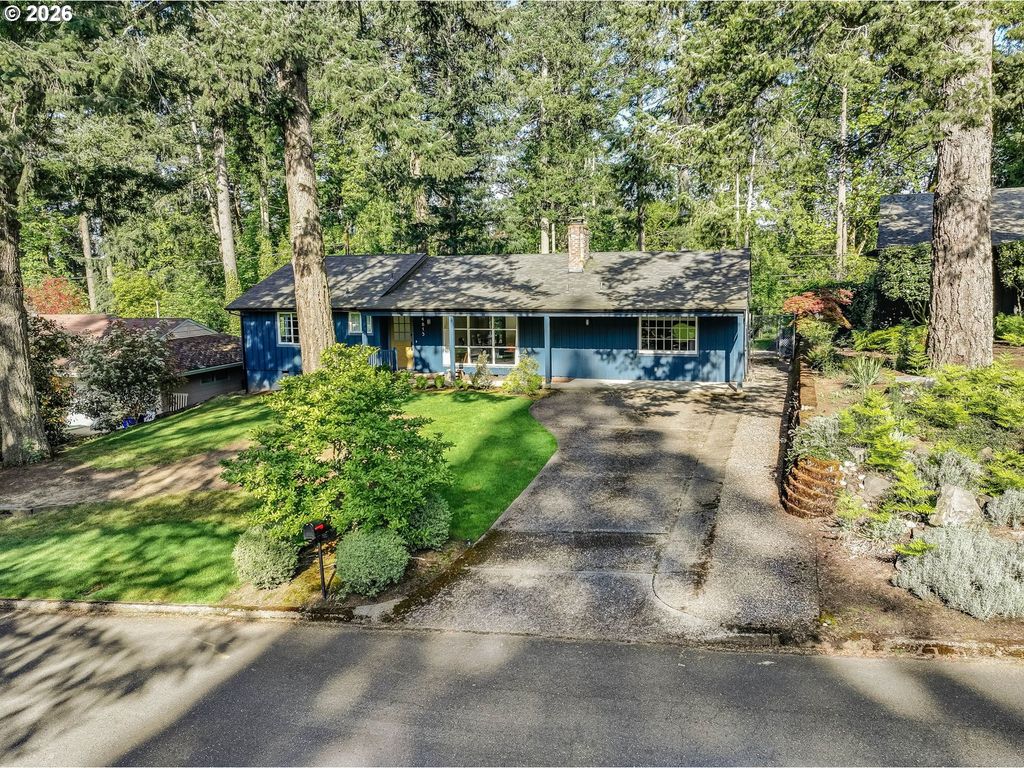 4815 Sw 38TH Pl, Portland, OR 97221