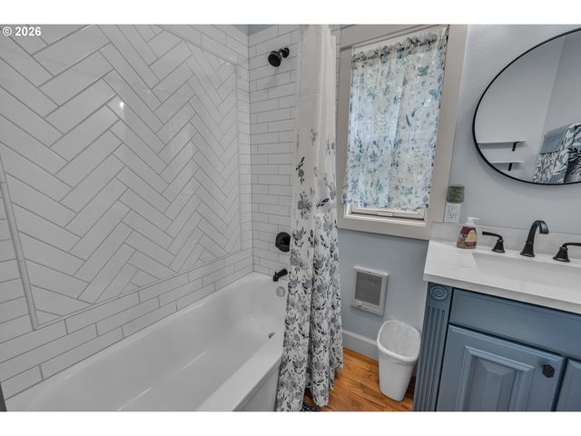 12356 MONITOR MCKEE Rd, Woodburn, OR 97071
