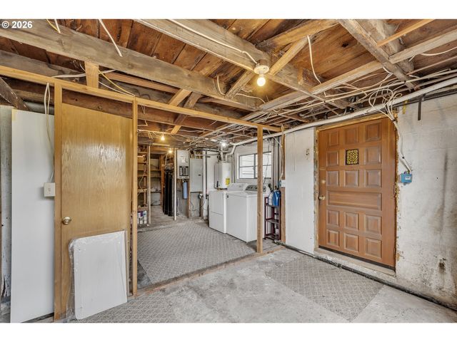 12356 MONITOR MCKEE Rd, Woodburn, OR 97071