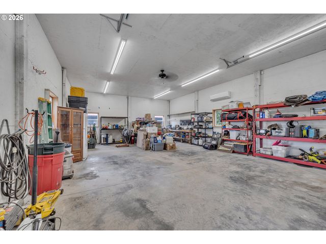 12356 MONITOR MCKEE Rd, Woodburn, OR 97071