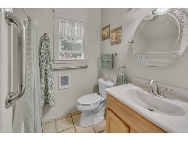 12356 MONITOR MCKEE Rd, Woodburn, OR 97071