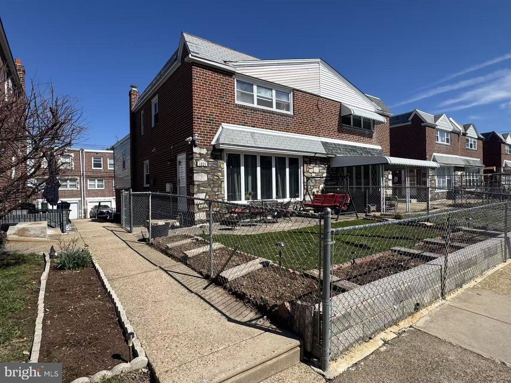 1821 KENDRICK ST, Philadelphia, PA 19152