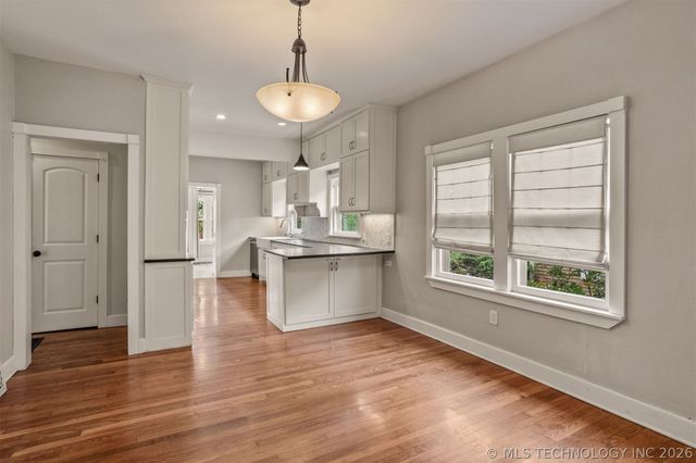 1832 E 16th Place, Tulsa, OK 74104