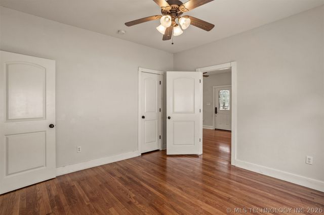 1832 E 16th Place, Tulsa, OK 74104