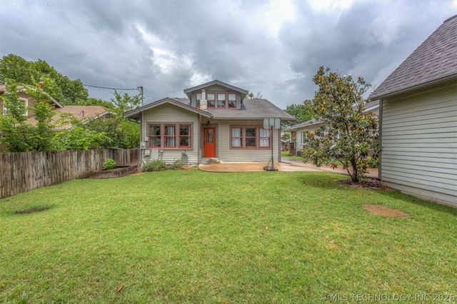 1832 E 16th Place, Tulsa, OK 74104