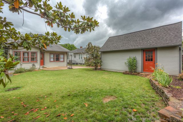 1832 E 16th Place, Tulsa, OK 74104
