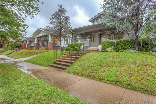 1832 E 16th Place, Tulsa, OK 74104