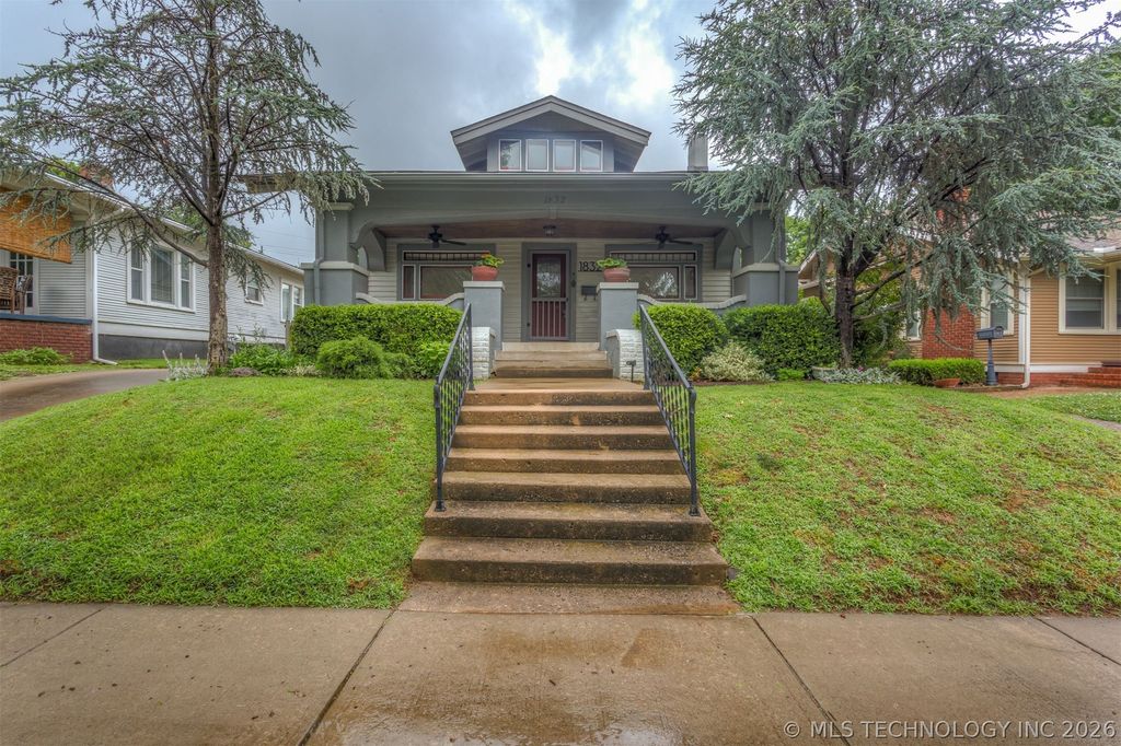 1832 E 16th Place, Tulsa, OK 74104