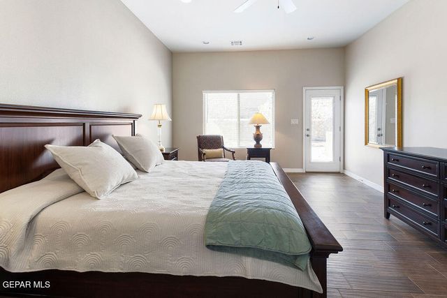 5721 Valley Oak Drive, El Paso, TX 79932