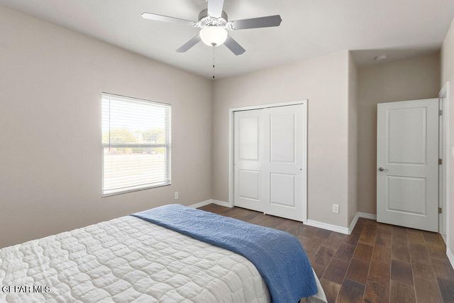 5721 Valley Oak Drive, El Paso, TX 79932