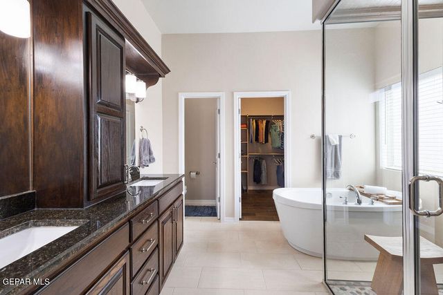 5721 Valley Oak Drive, El Paso, TX 79932