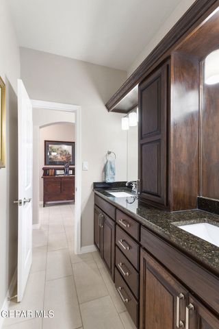 5721 Valley Oak Drive, El Paso, TX 79932