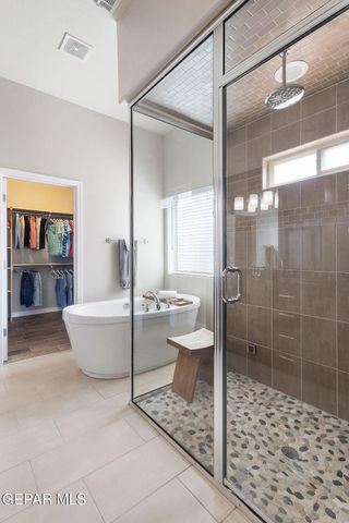 5721 Valley Oak Drive, El Paso, TX 79932