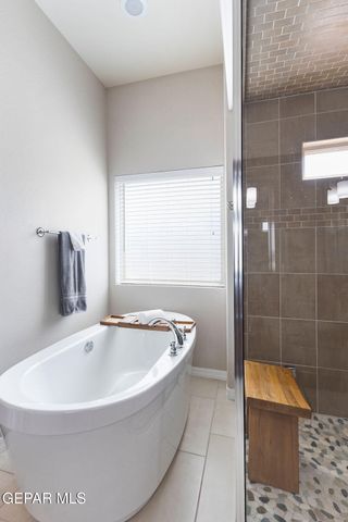 5721 Valley Oak Drive, El Paso, TX 79932