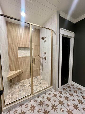 302 River Oaks Boulevard, Searcy, AR 72143