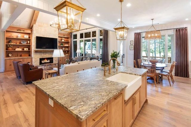 346 Woodeye Circle, Suches, GA 30572