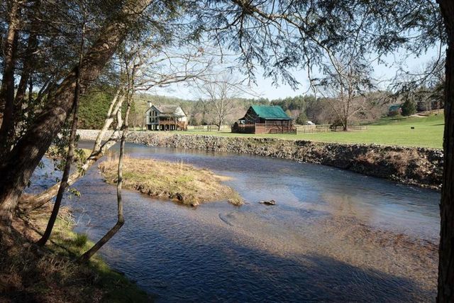 346 Woodeye Circle, Suches, GA 30572