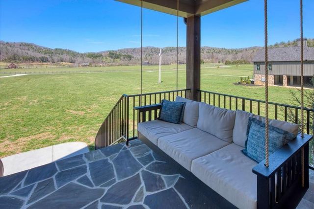 346 Woodeye Circle, Suches, GA 30572