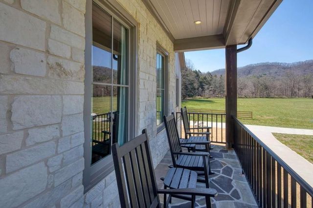 346 Woodeye Circle, Suches, GA 30572