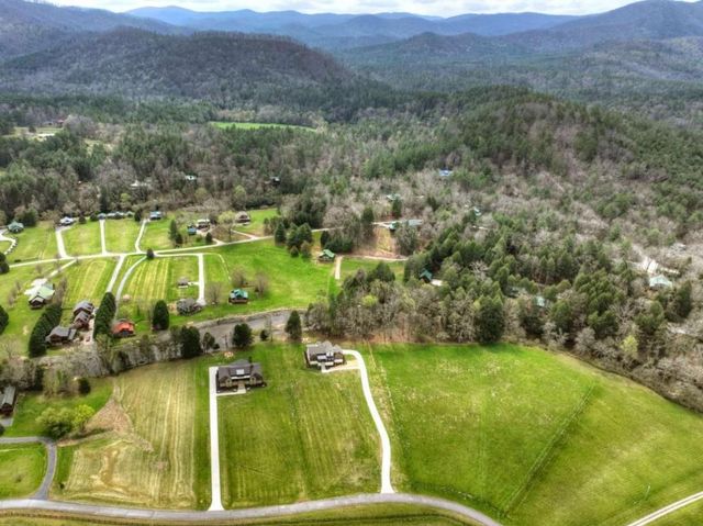 346 Woodeye Circle, Suches, GA 30572
