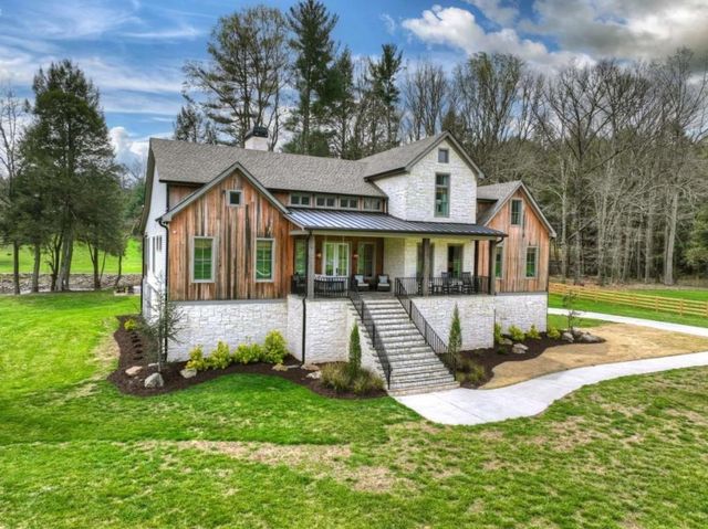 346 Woodeye Circle, Suches, GA 30572