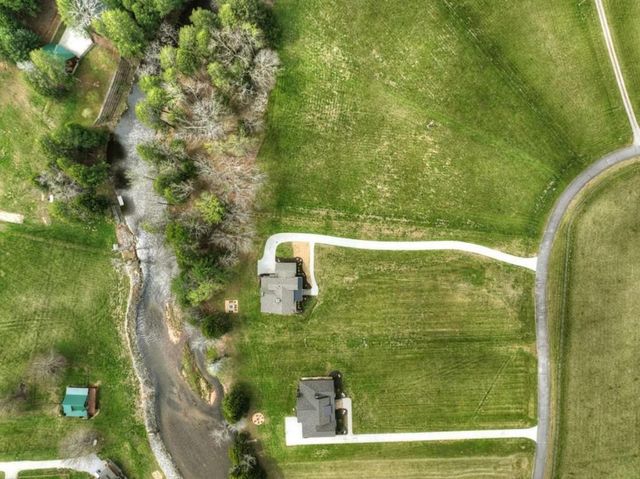 346 Woodeye Circle, Suches, GA 30572