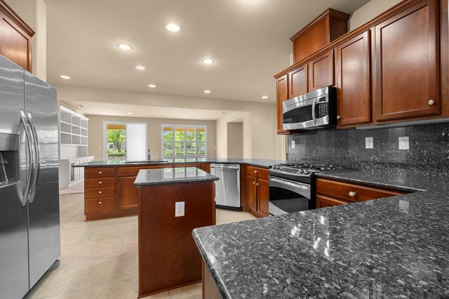 9875 Westminster Way, Elk Grove, CA 95757