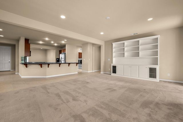 9875 Westminster Way, Elk Grove, CA 95757