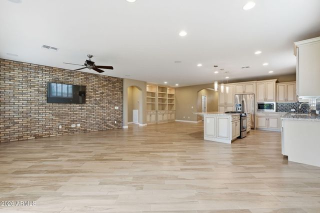 1638 E ELYSIAN Pass E, Queen Creek, AZ 85140