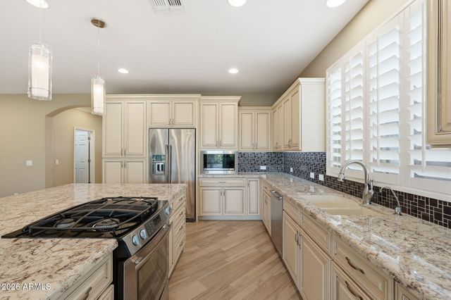 1638 E ELYSIAN Pass E, Queen Creek, AZ 85140