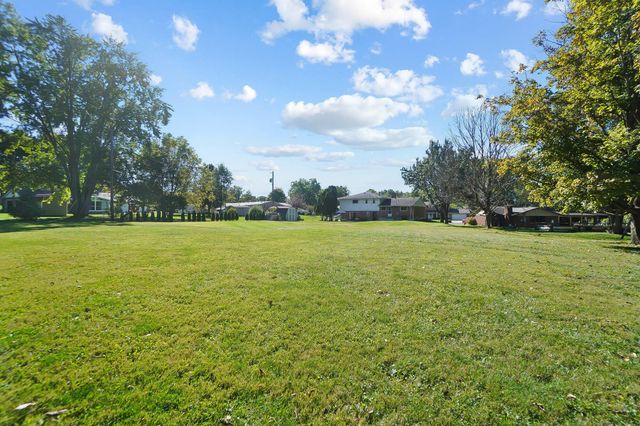 26 Thomaston Trail, Springfield, OH 45503