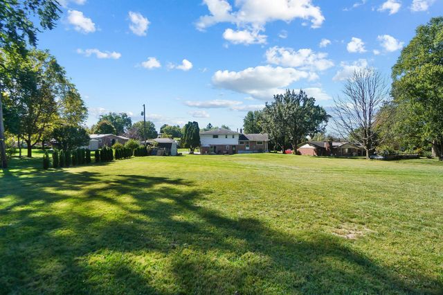 26 Thomaston Trail, Springfield, OH 45503