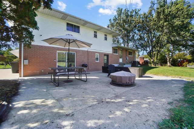 26 Thomaston Trail, Springfield, OH 45503