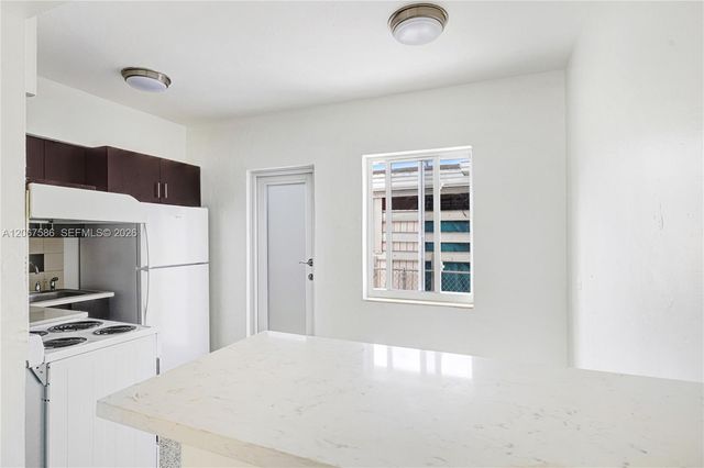 1202 NW 34th Street 1202, Miami, FL 33142