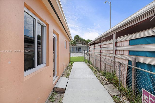 1202 NW 34th Street 1202, Miami, FL 33142