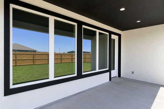 153 Trebol ST, Dale, TX 78616