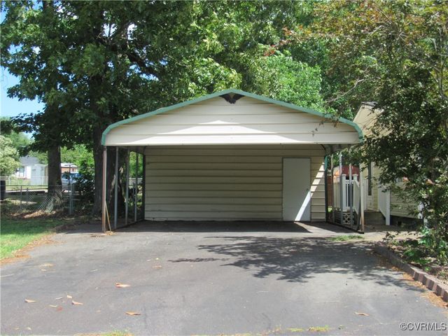 2507 Deerfield Dr, Petersburg, VA 23805