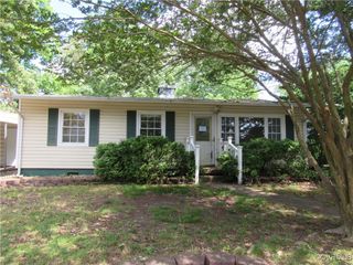 2507 Deerfield Dr, Petersburg, VA 23805