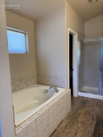 2176 creek valley Circle, Monument, CO 80132