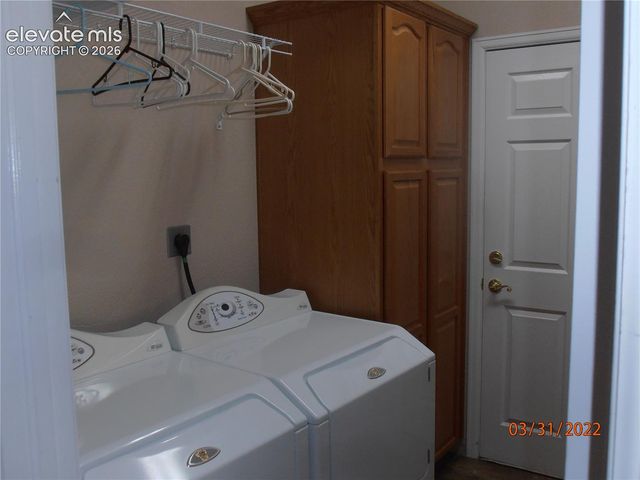 2176 creek valley Circle, Monument, CO 80132