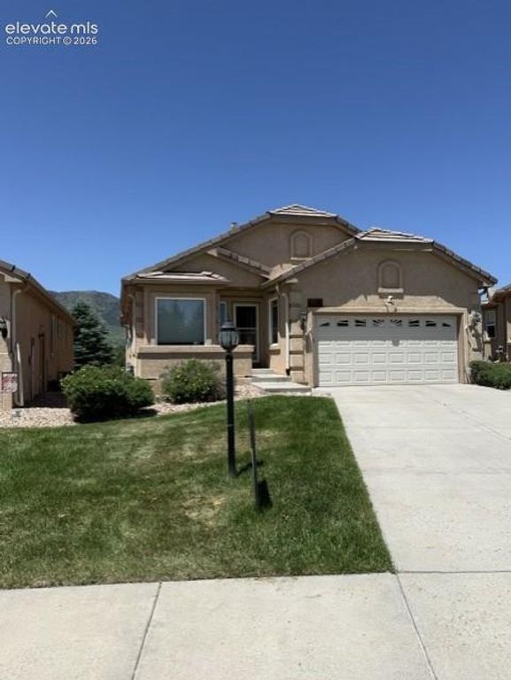 2176 creek valley Circle, Monument, CO 80132