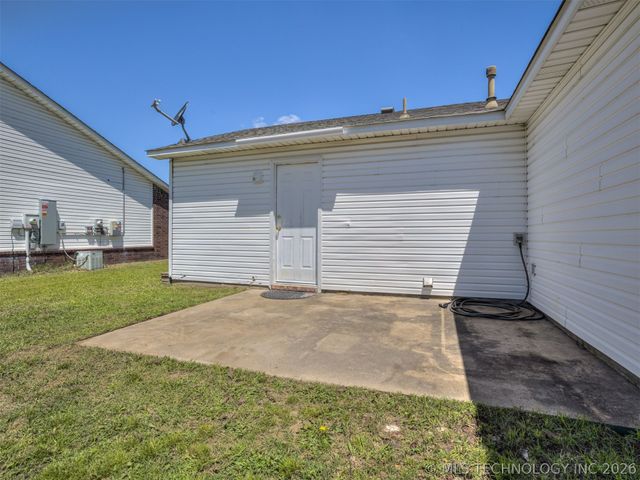 14902 E 90th Place N, Owasso, OK 74055