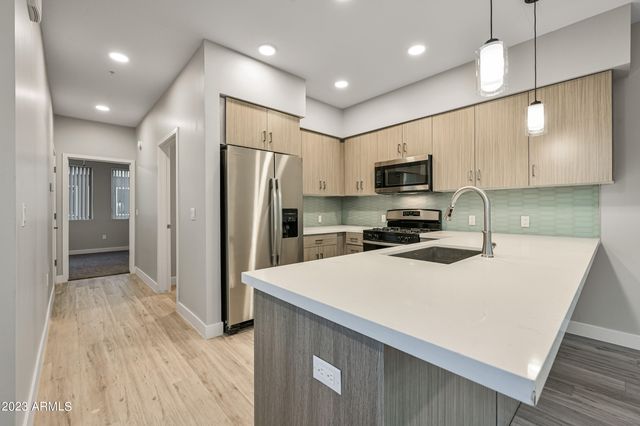 1023 W 5th Street 1011, Tempe, AZ 85281