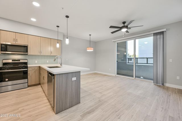 1023 W 5th Street 1011, Tempe, AZ 85281