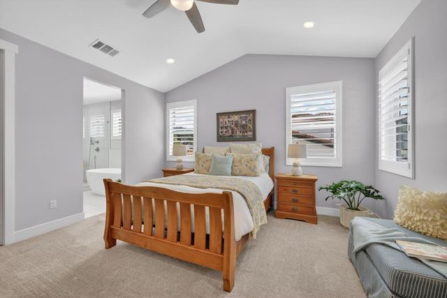 723 Oliver Ct, Folsom, CA 95630